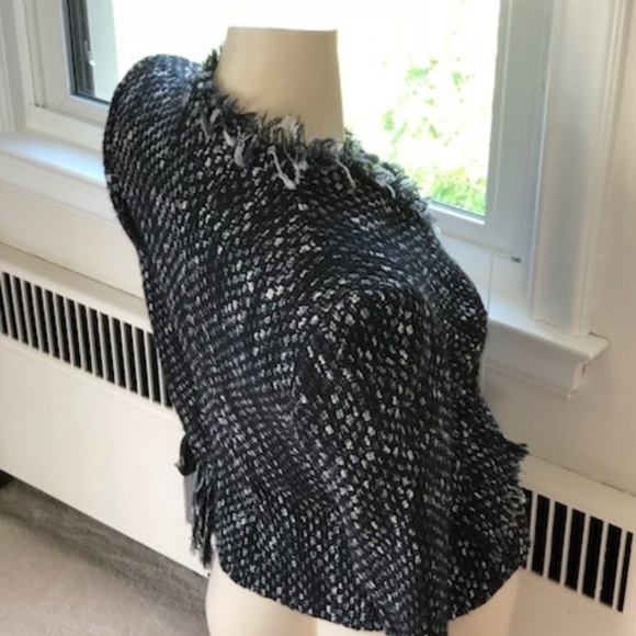 Black and White Tweed Blazer by Teri Jon - Picture 4 of 6